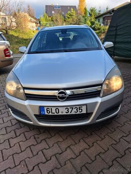 Opel astra h - 2