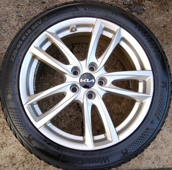 Zimní alu disky Kia Xceed, Hyundai Kona 5x114,3 R18 - 2