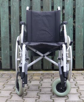 001-Mechanický invalidní vozík B+B. - 2