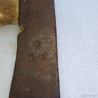 Sekera starší , použitá  ,  značená - 2