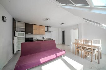 Pronájem bytu 2+kk, Praha 3, Žižkov, Ondříčkova - 2