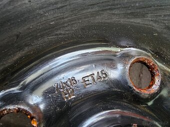 Plechové zimní disky ET45 5x112 Škoda Yeti R16 7J - 2