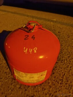 Plná propanbutanová láhev 2kg - 2