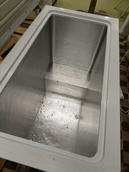 HISENSE pultový mrazák - 2