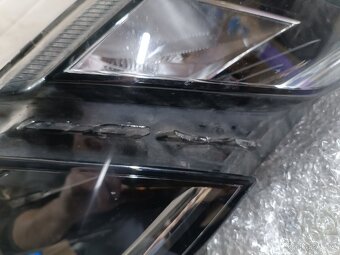 Přední pravé světlo Octavia 3 5E1941018E - 2