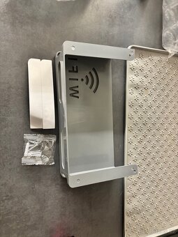Držák na wifi, černý, šedý - 2