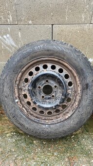195/65/15 letní pneu s plecháčemi - 2