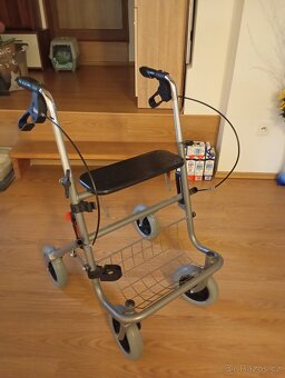 Chodítko pro seniory - 2