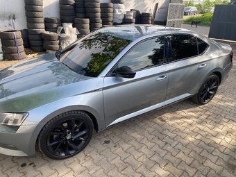 Superb 3 Sportline - 2