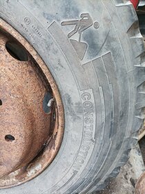 295/80 R 22,5 - 2