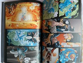 DC Comics graphic novel collection - 2