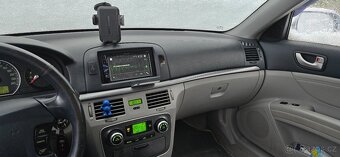 Hyundai Sonata - 2