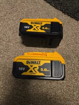 2x baterie DEWALT DCB184 18V - 2