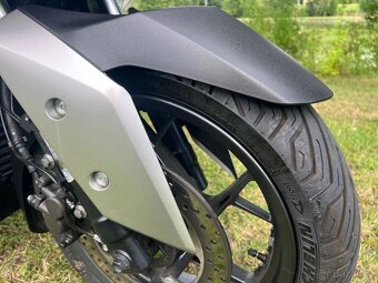 Yamaha X-Max 300 - 2