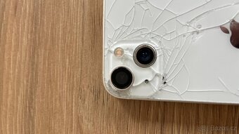 Prodám urgentně Iphone 13 512GB hvězdně bílý - 2
