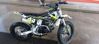Pitbike Zuumav S3 125cc 17/14 manuál 4rychlosti + el start. - 2