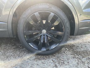 Volkswagen Touareg, 3.0TDI 210kW R-Line, DPH 2019 - 2