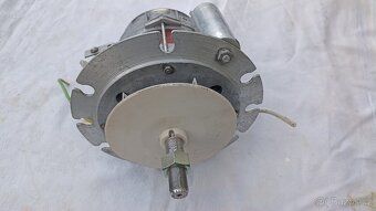 Elektromotor 1fázový 220V, 1360ot. s mechanickou brzdou - 2
