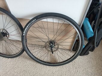Kompletní zapletená kola bontrager 29" - 2