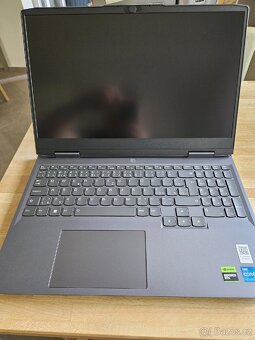 Notebook Lenovo LOQ 15IRH8 (82XV00DRCK) - 2
