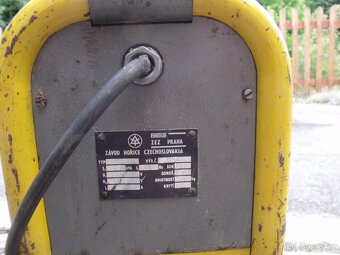 Startovací zdroj SZ 260 5,8 kW ZES Praha - 2