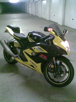 suzuki gsxr 1000 k5 - 2
