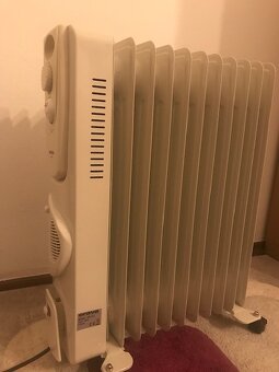 Elektrické topení s kolečky - jako nové, 1000 Kč - 2