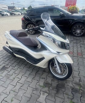 Piaggio X10 500 Executive ABS - 2