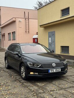 Volkswagen Passat - 2