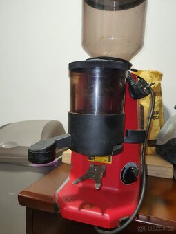 Mlýnek na kafe - 2