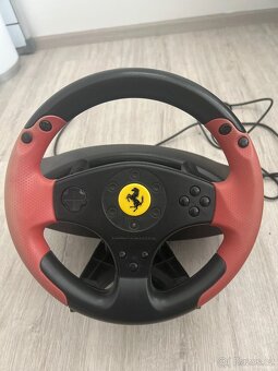 Herní volant s pedály - 2