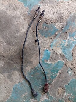 Prodám 2x Lambda sonda Golf 5 1.4 TSI 103 kW, kód motoru BMY - 2