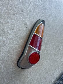Kryt zadních světel na Škoda 1000 MB / 1203 - 2