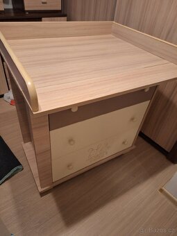 Přebalovací pult / komoda - 2