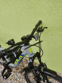 Značkové dětské kolo Rock Machine 26"/XS - 2