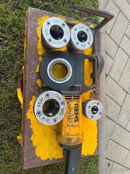 Prodám elektrický Zavitorez Rems - 2