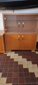 Obývací stěna+konferenční stůl. - 2