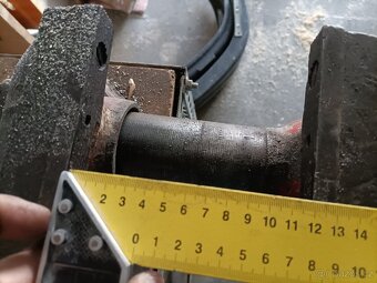 Dílenský svěrák - 2