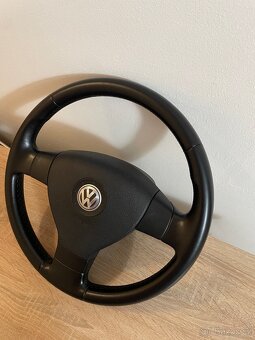 Kožený tříramenný volant VW - 2