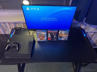 Prodám PlayStation 4 Pro (1TB) + ovladač + 3x hry - 2
