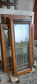 Dřevěná dvoukřídlá okna - 2
