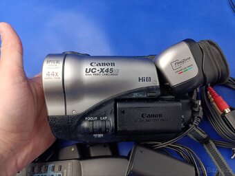 Videokamera Canon UC-X45hi (čtěte popis) - 2