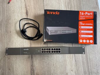 Switch Tenda TEG1016D, 16-Port - 2