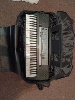 Klávesy Yamaha - 2