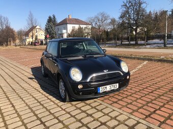 Mini Cooper R50 - 2