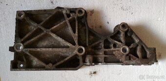 Držák alternátoru Caddy SDI - 2
