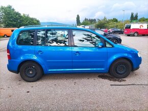 Prodám díly VW Touran 1.6 Fsi - 2