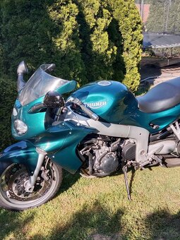 Triumph 955 i - 2