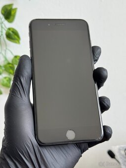 iPhone 8 plus 256GB - 100% baterie - 2