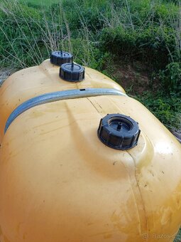 Nádrž 1000 L - 2